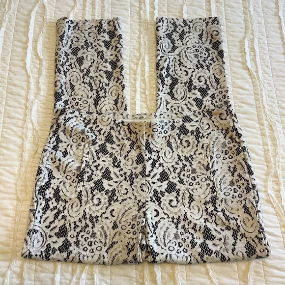 Chico’s Print Pull-On Straight Leg Ankle Pant Sz-0 - Picture 2 of 4
